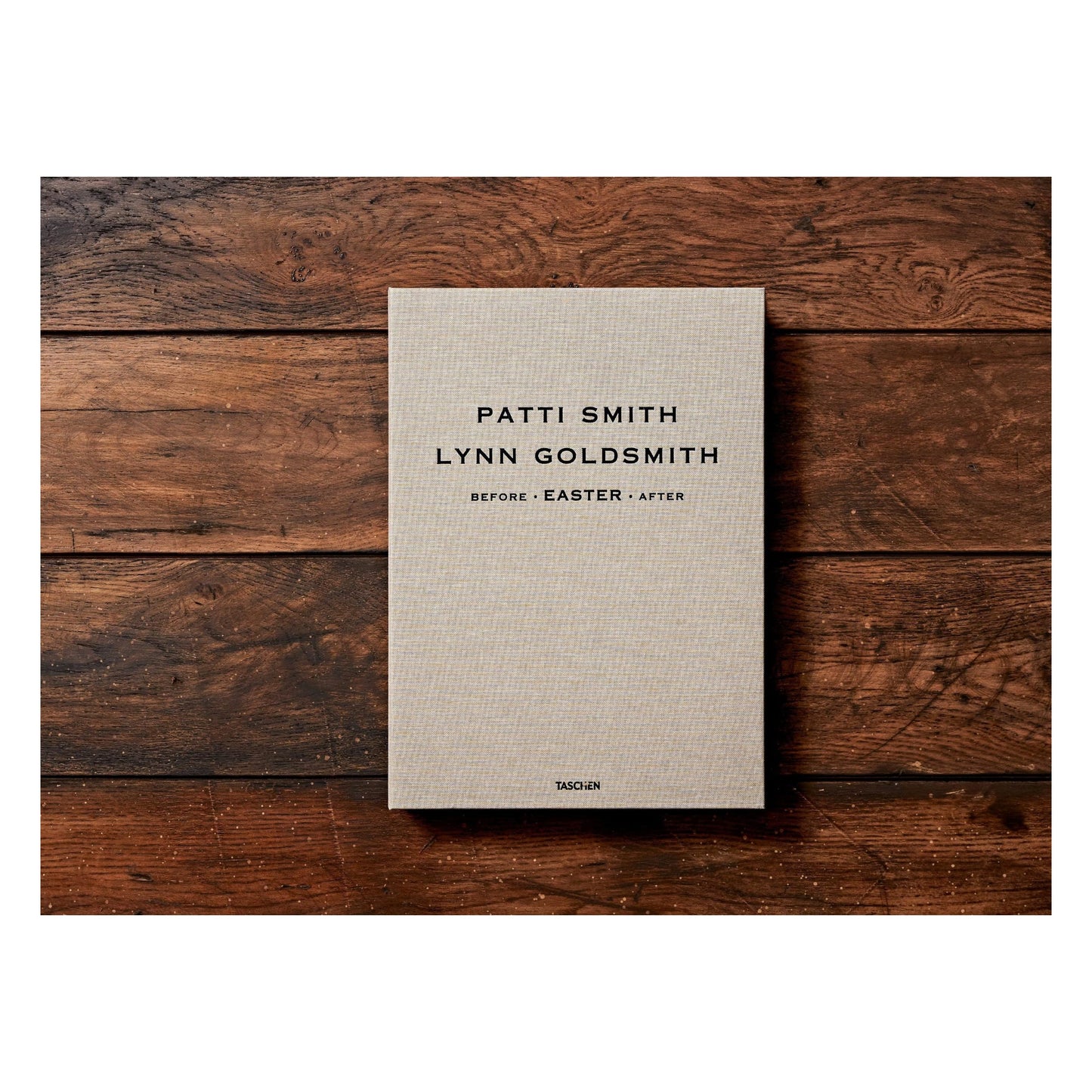 Lynn Goldsmith. Patti Smith. Before Easter After (English) (AP)