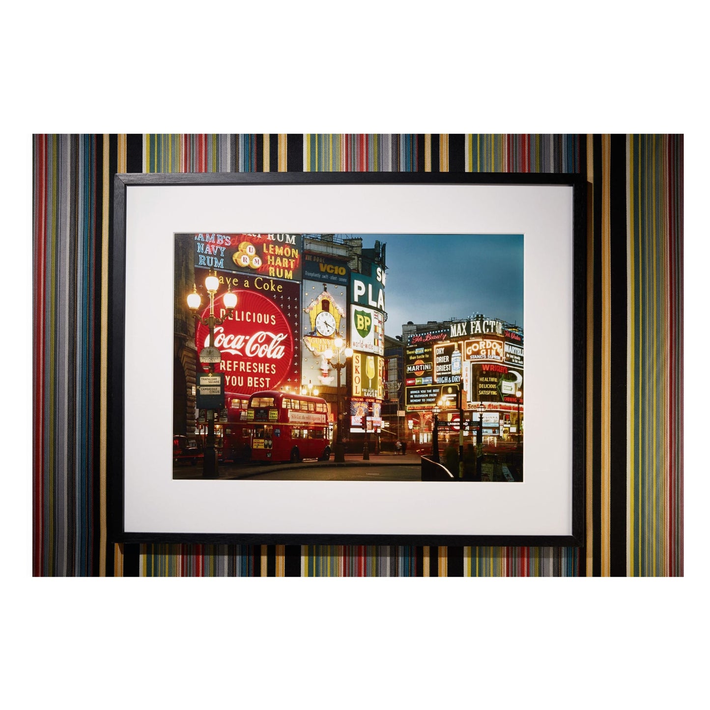London. Portrait of a City, Paul Smith Edition No. 1–500 ‘Piccadilly Circus’ (German, French, English)
