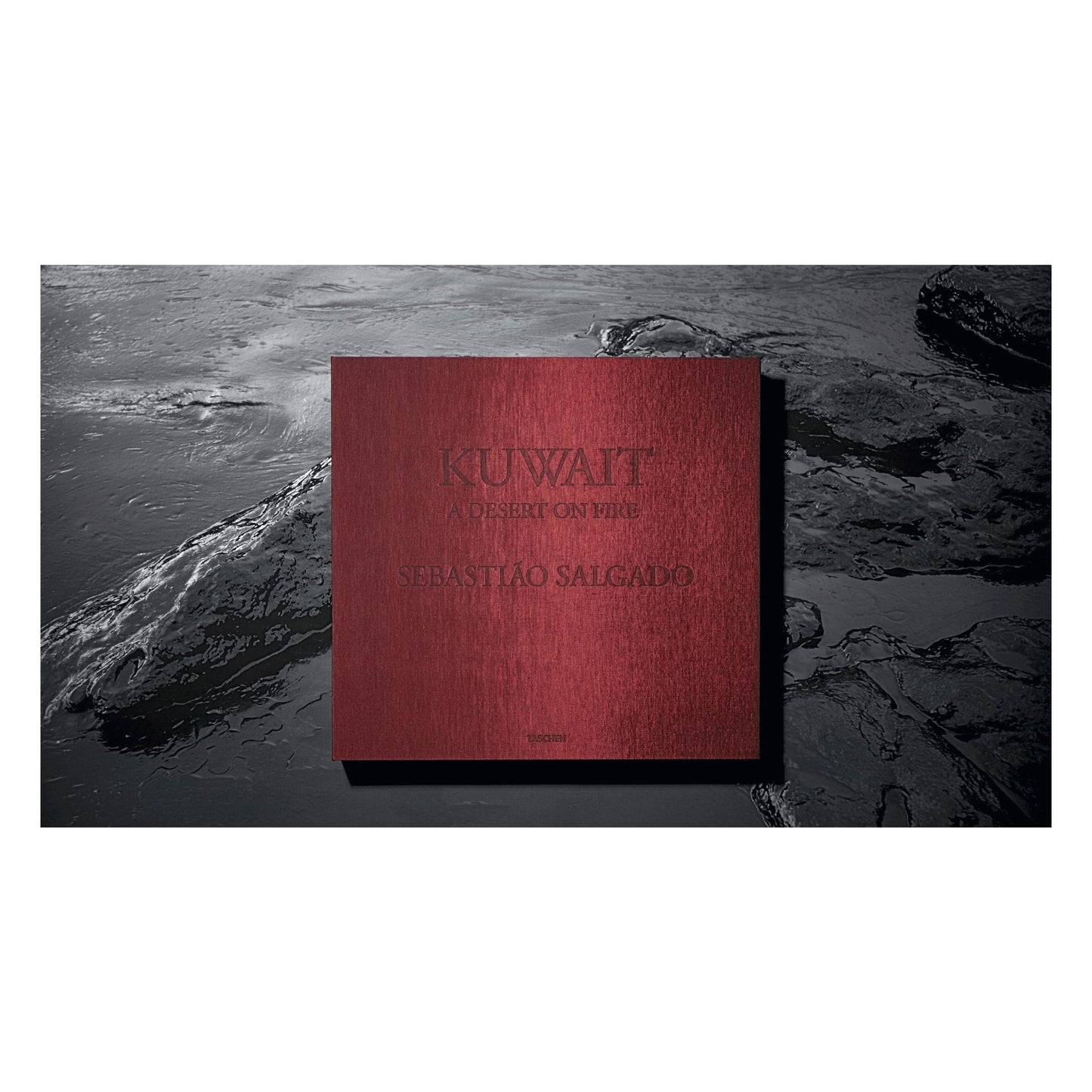 Sebastião Salgado. Kuwait. A Desert on Fire (English) (SA)