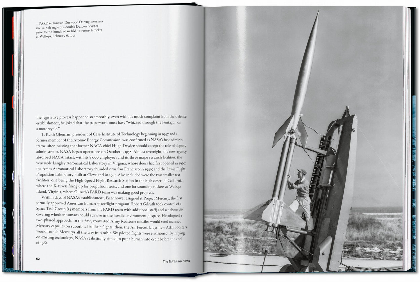 The NASA Archives. 45th Ed. (English)