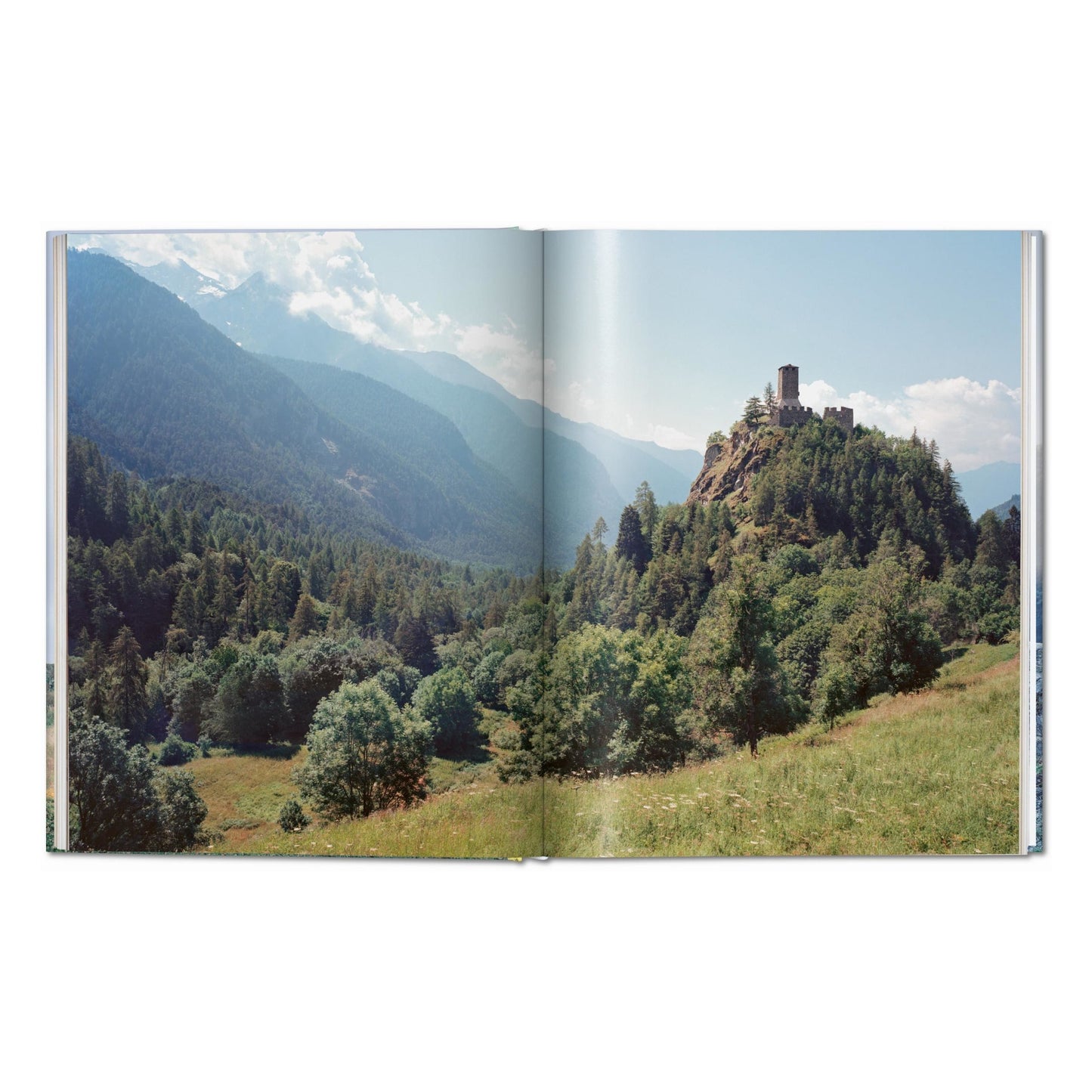 Frédéric Chaubin. Stone Age. Ancient Castles of Europe (German, French, English)
