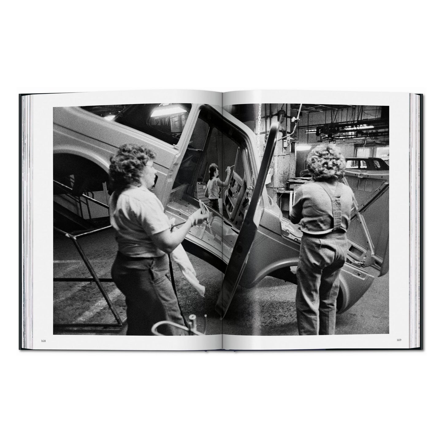 Sebastião Salgado. La main de l'homme. Une archéologie de l'ère industrielle (French)