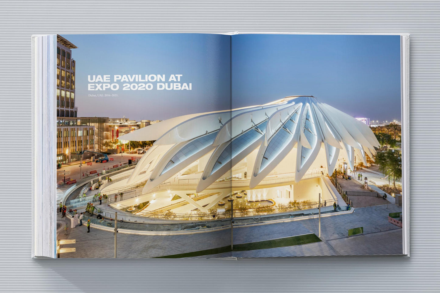 Calatrava. Complete Works 1979–Today. Art Edition 'Transfigured Tree. Messenger of Light', 2023 (German, French, English)