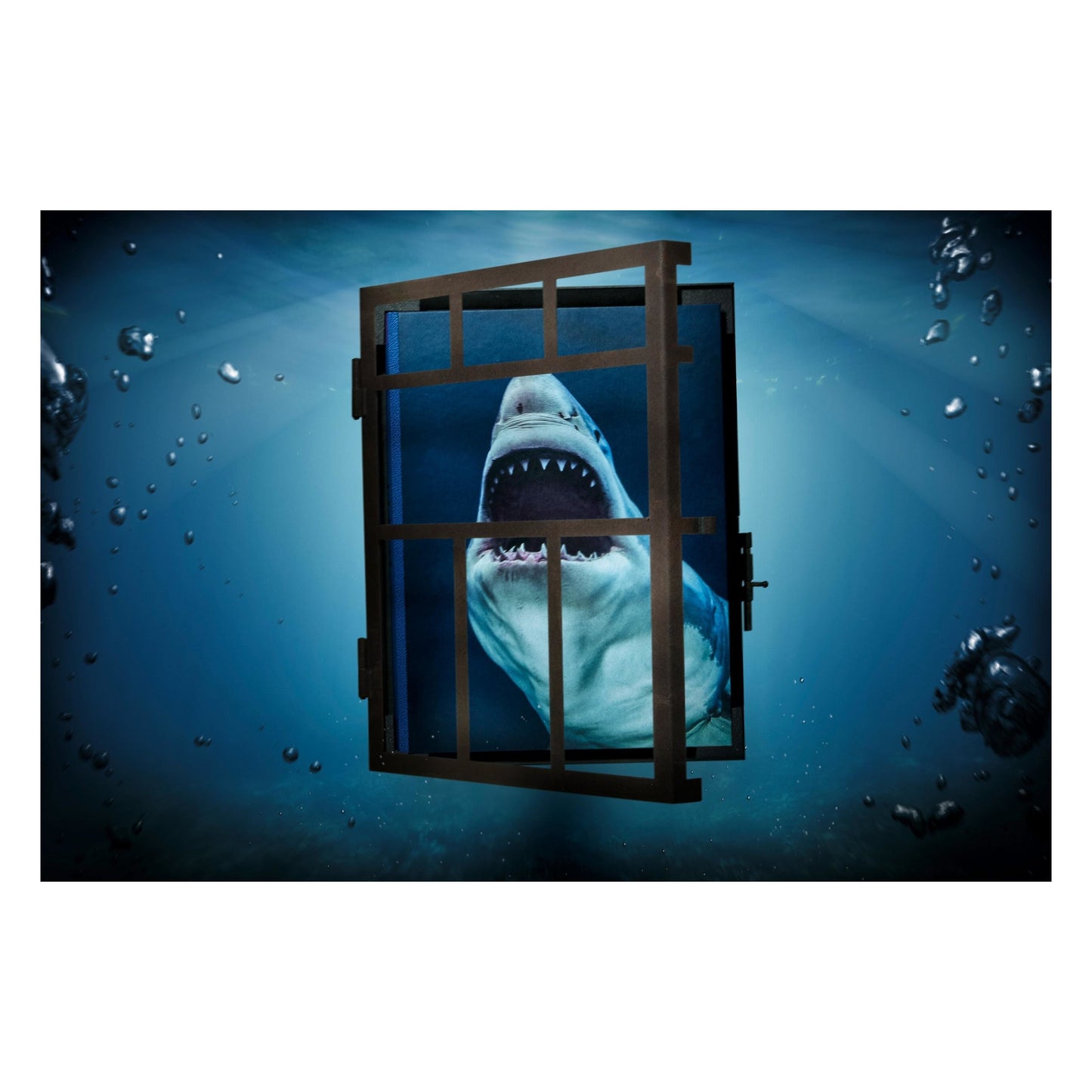Michael Muller. Sharks, Art Edition No. 1–100 ‘Tear You Apart’ (English)