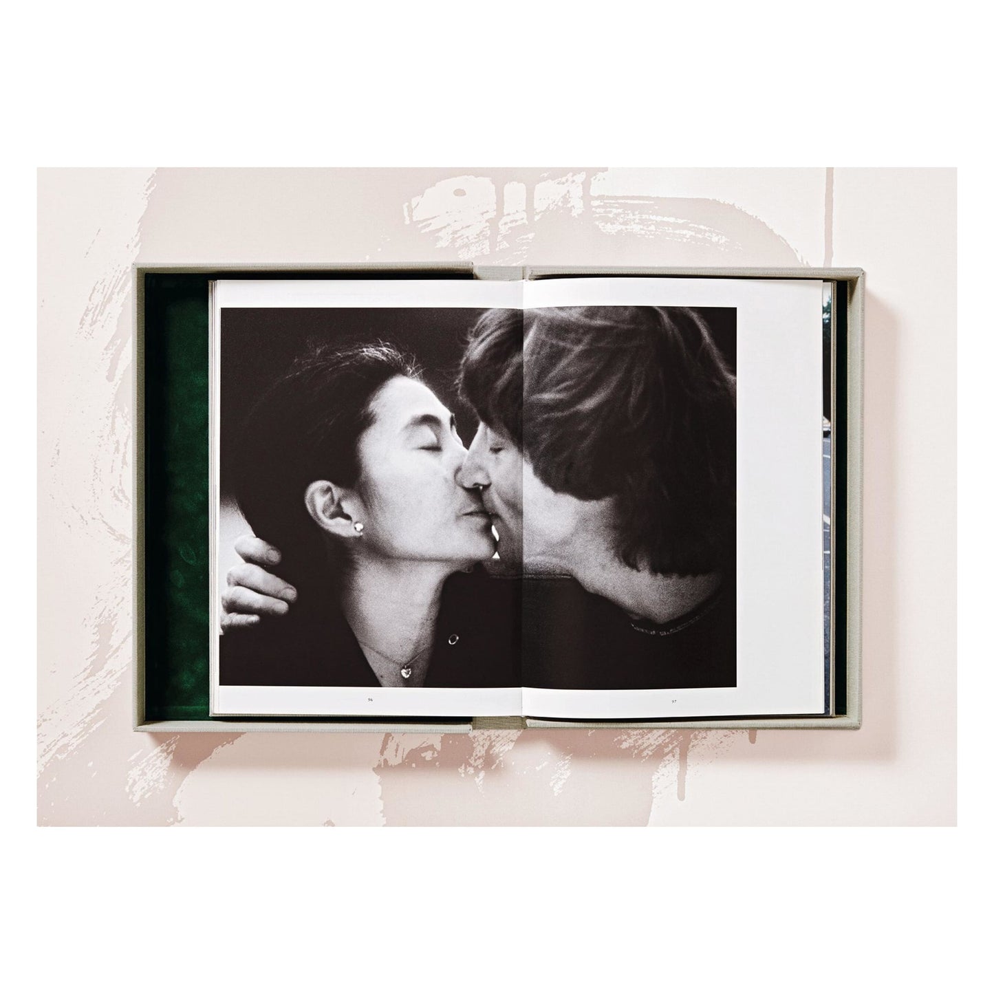 Kishin Shinoyama. John Lennon & Yoko Ono. Double Fantasy. Art Edition No. 126–250 ‘Untitled’ (German, French, English)