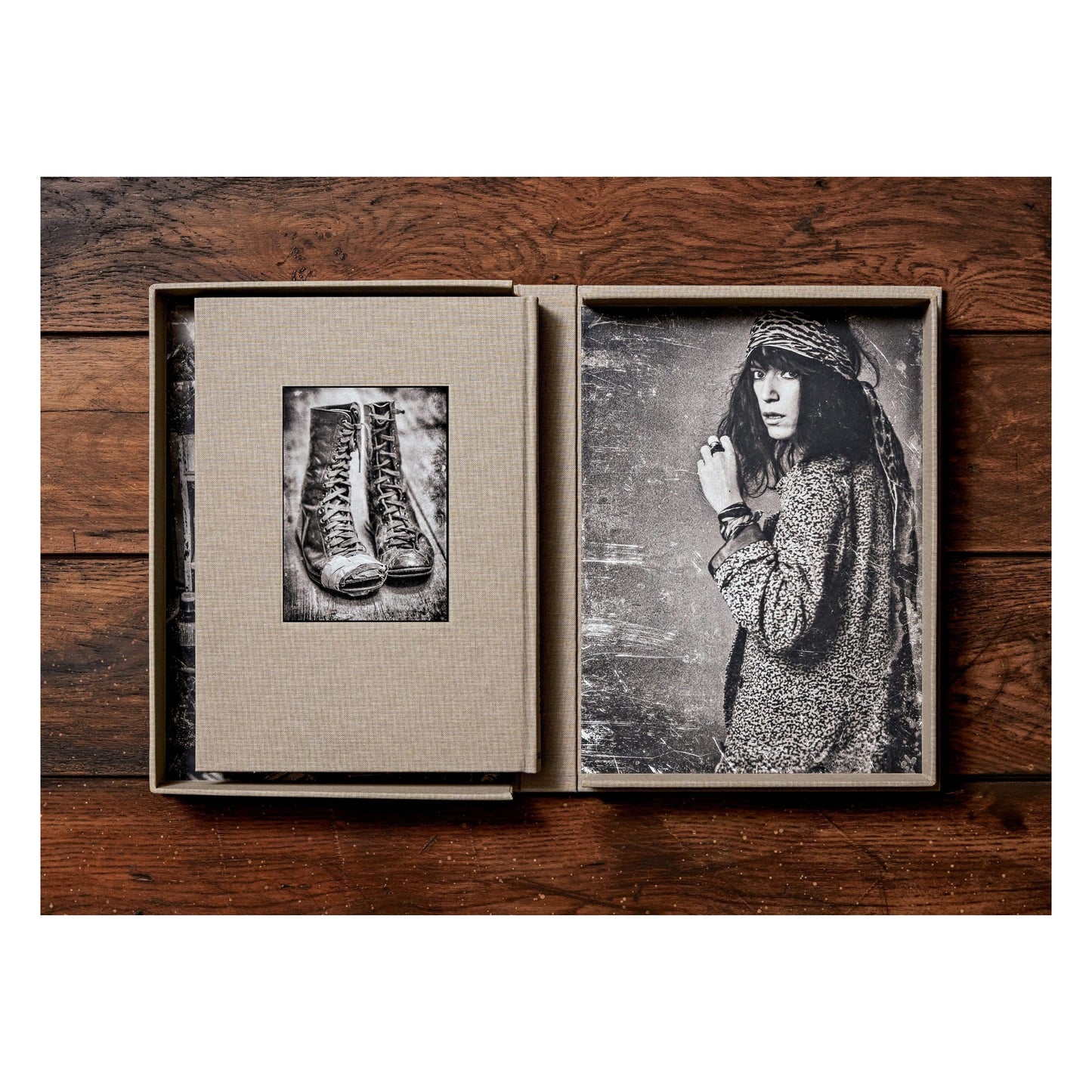 Lynn Goldsmith. Patti Smith. Before Easter After. Art Edition No. 101–200 ‘NYC, 1976’ (English)