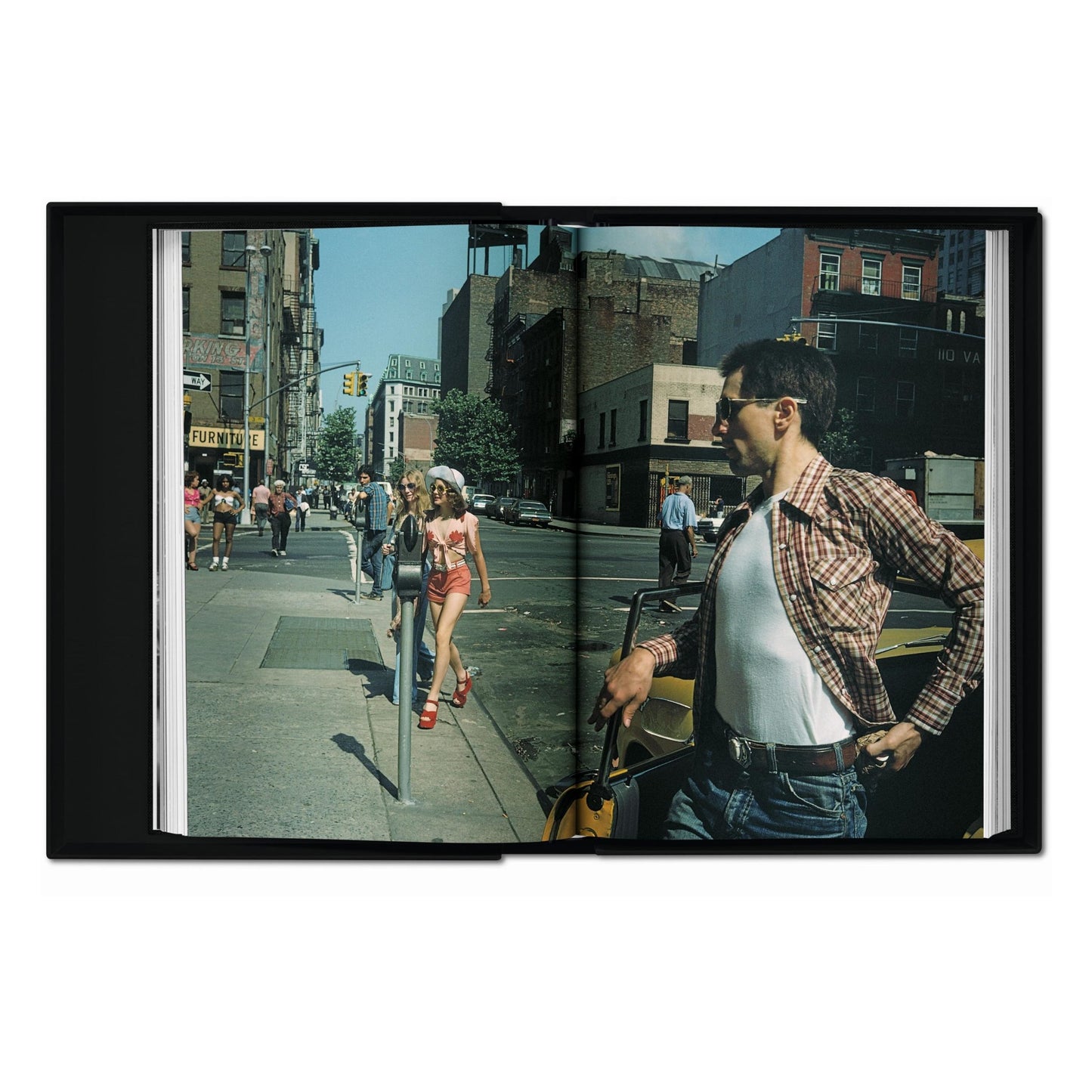 Steve Schapiro. Taxi Driver (German, French, English) (SA)