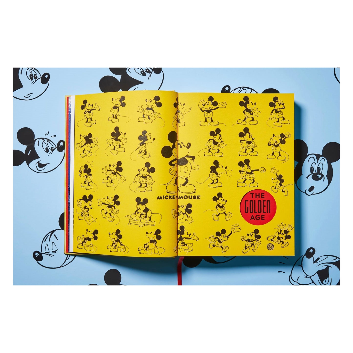Walt Disney's Mickey Mouse. The Ultimate History (English)