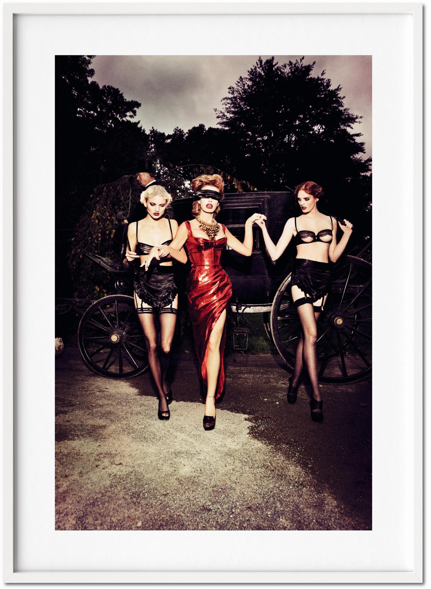 Ellen von Unwerth. The Story of Olga. Art Edition No. 1–125 ‘Servants’ (German, French, English)