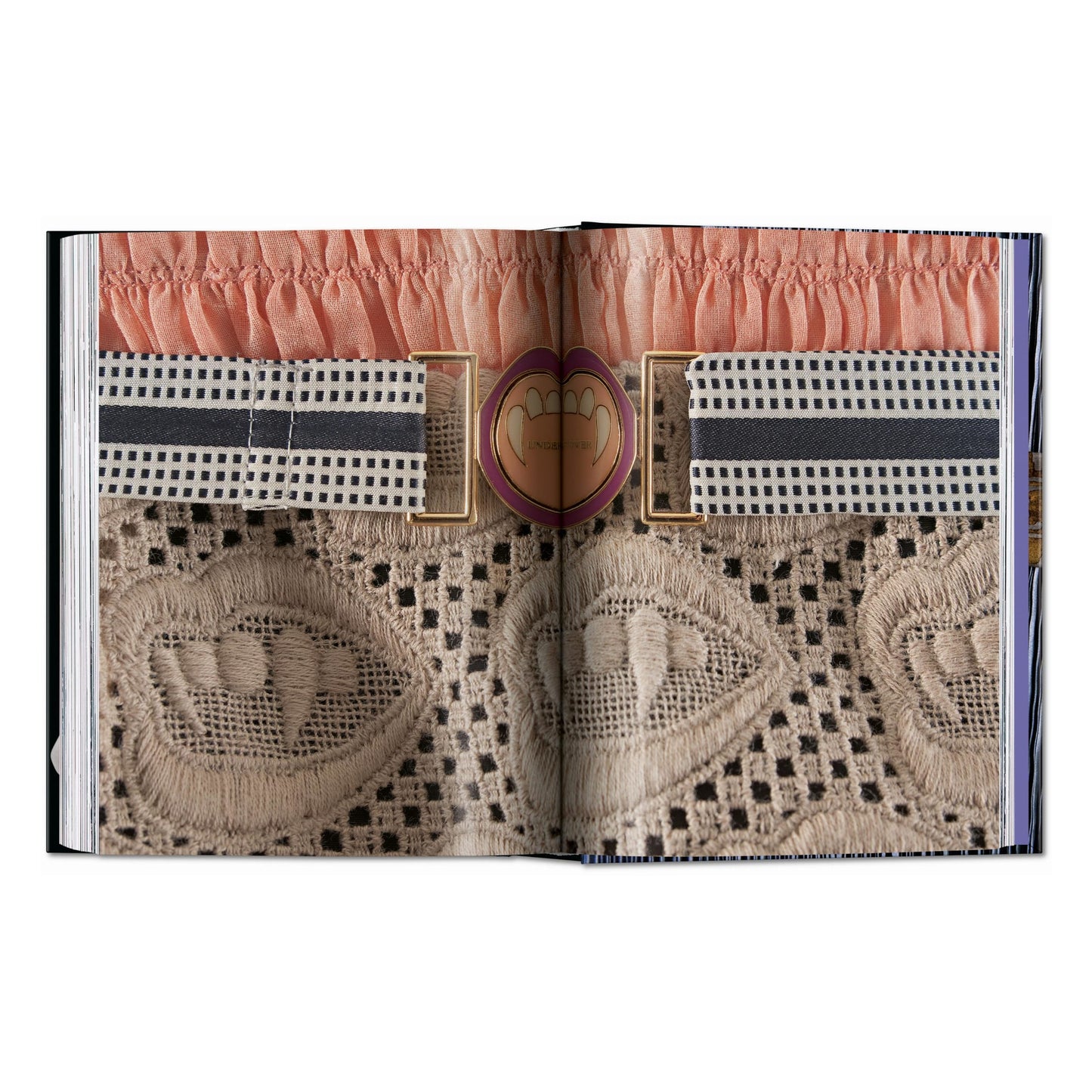 Modedesigner A–Z. 40th Ed. (German)