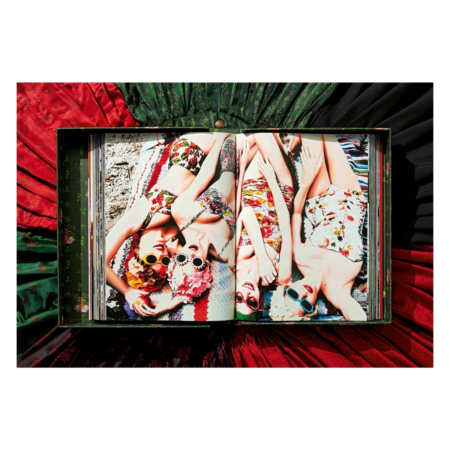 Ellen von Unwerth. Heimat (German, French, English) (SA)
