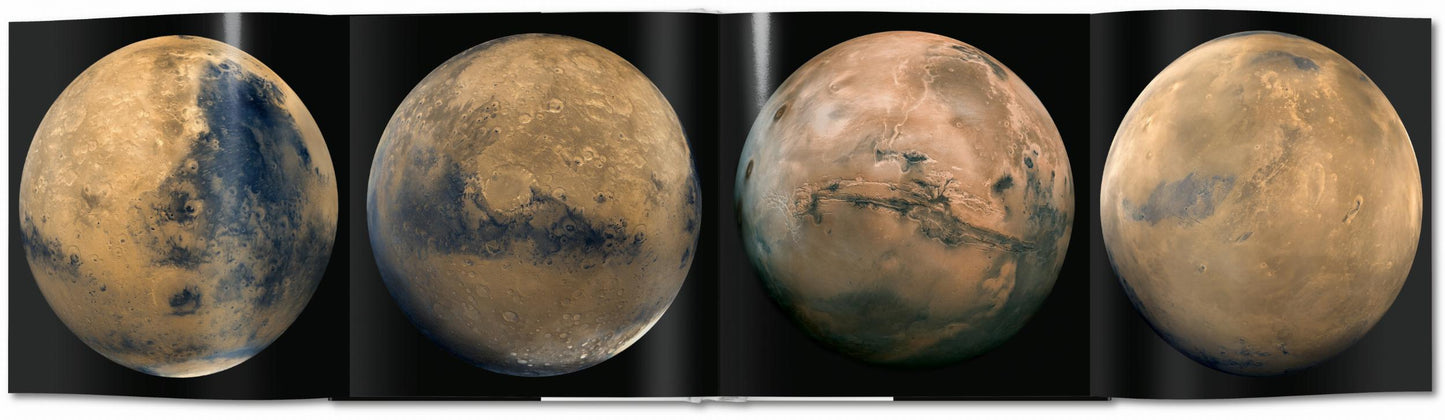 Mars. Photographs from the NASA Archives (German, French, English)