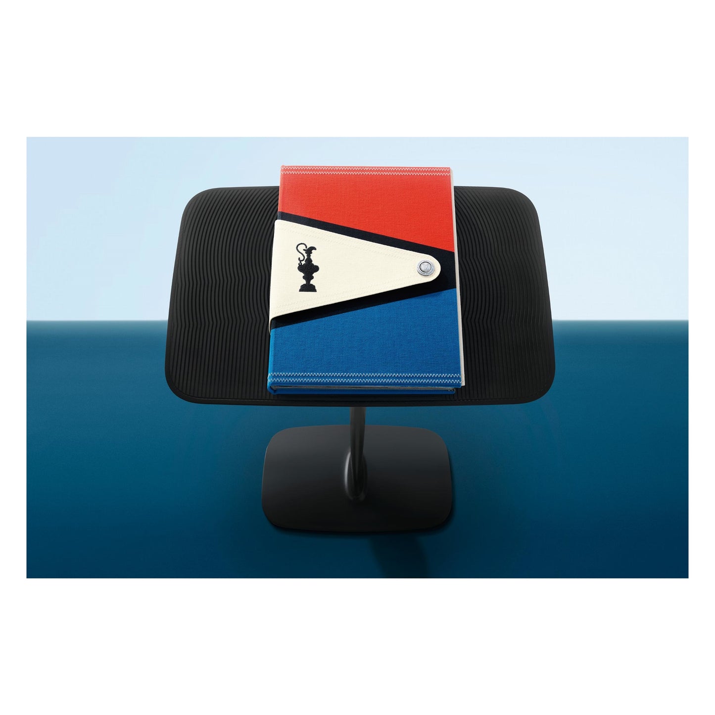 America's Cup, Marc Newson Art Edition (English) (AP)