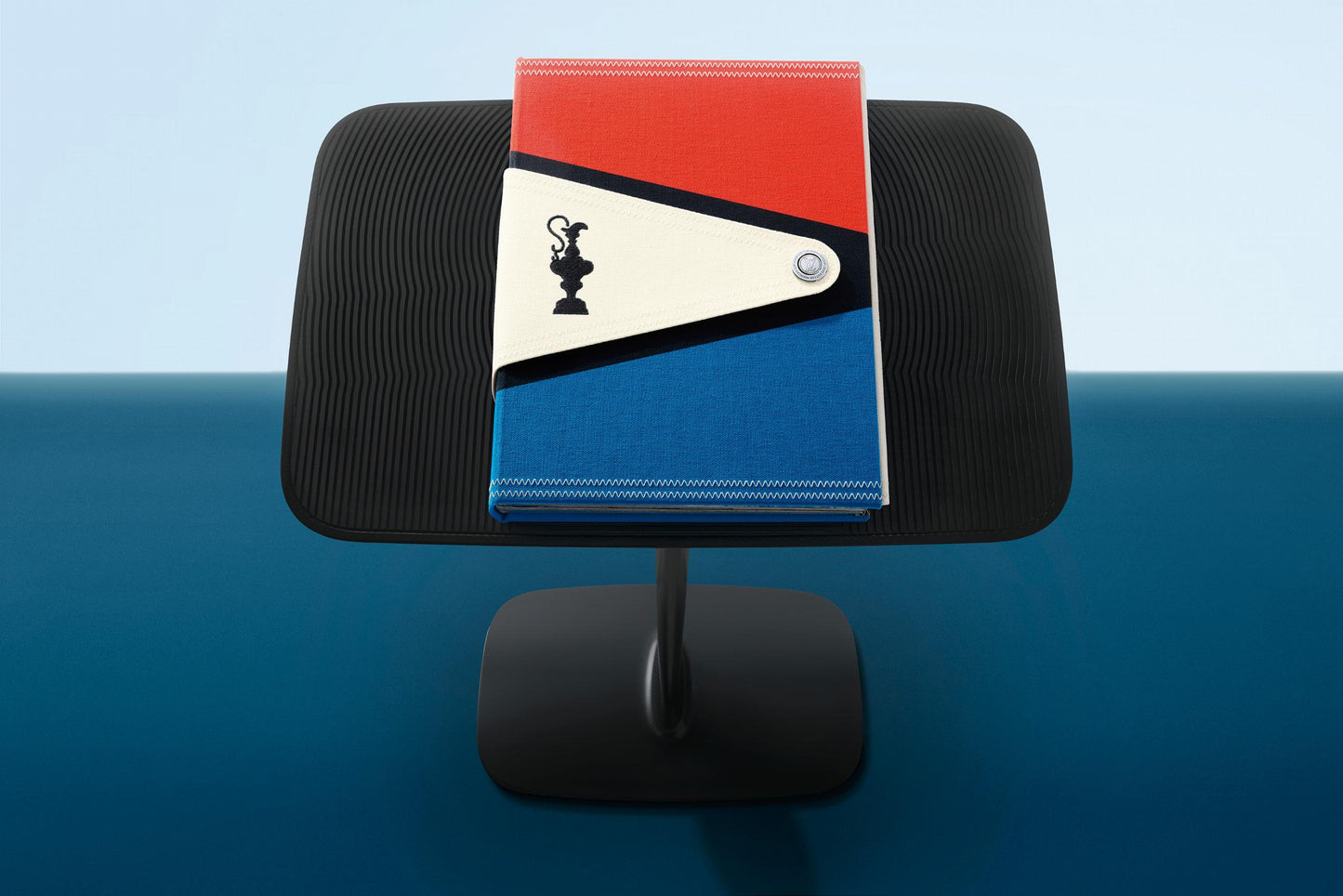 America's Cup, Marc Newson Art Edition (English) (AP)