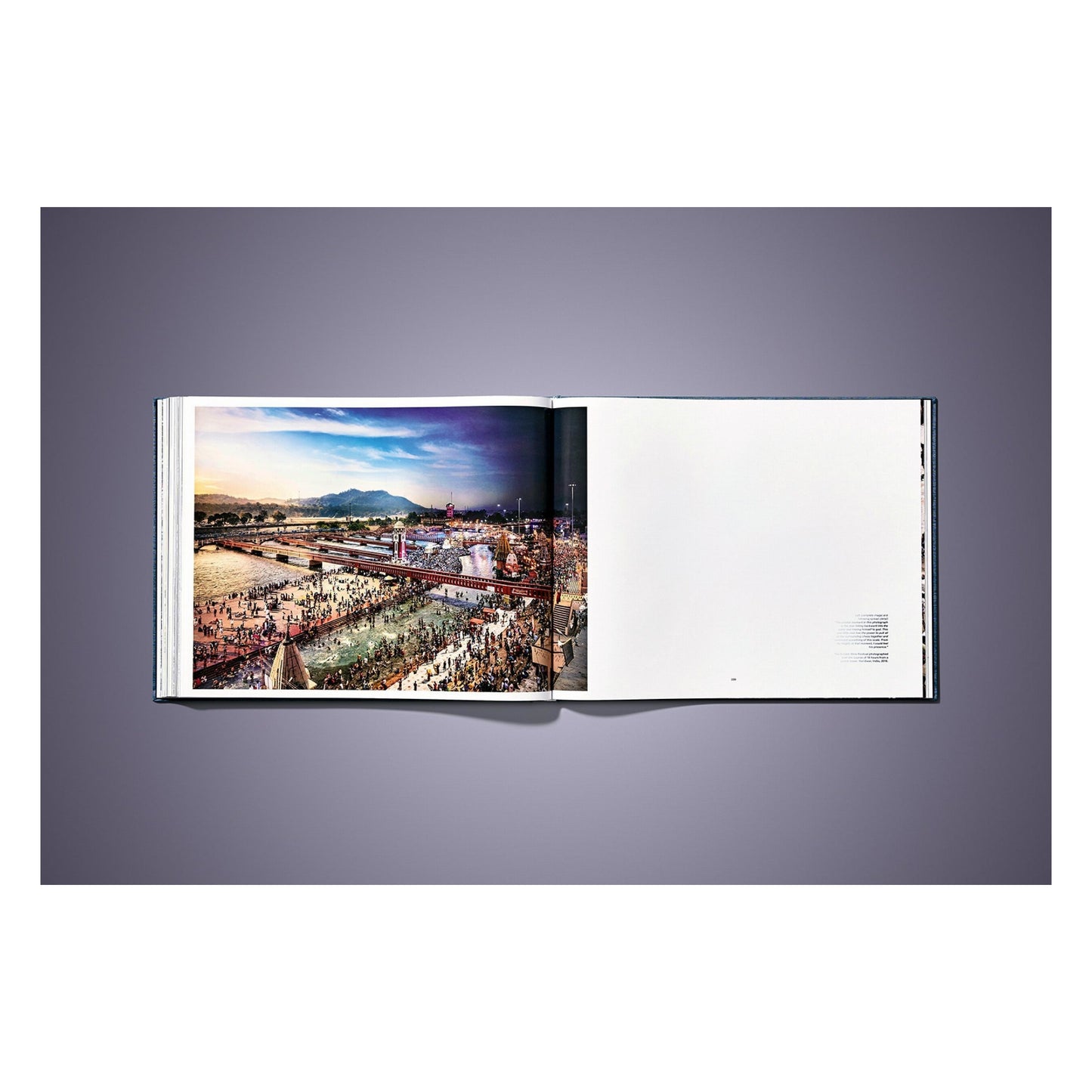 Stephen Wilkes. Day to Night. Art Edition A, 'Brooklyn Bridge, New York City, 2016' (German, French, English) (SA)