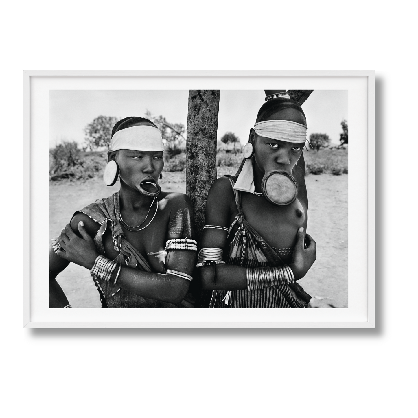 Sebastião Salgado. GENESIS, Art Edition No. 1–100 ‘Two Mursi Women, Omo Valley, Ethiopia’ (English) (SA)