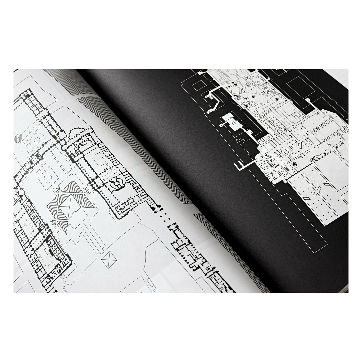 Bjarne Mastenbroek. Dig it! Building Bound to the Ground (English)