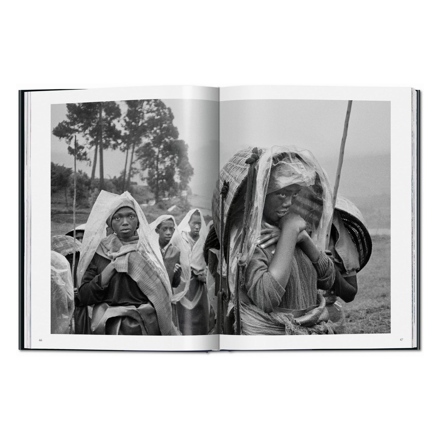 Sebastião Salgado. Trabajadores. Una arqueología de la era industrial (Spanish)