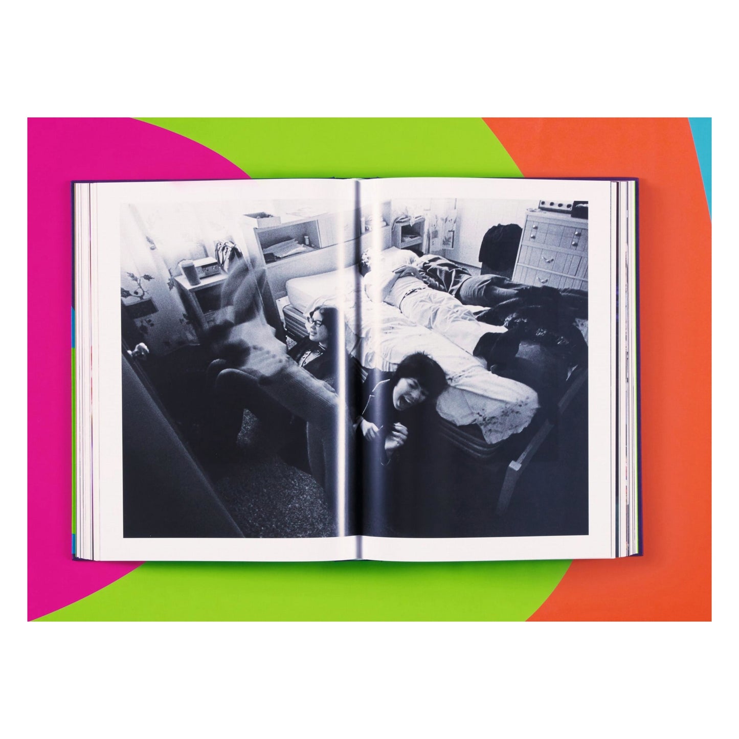 Tom Wolfe. The Electric Kool-Aid Acid Test, Art Edition No. 101–200, Lawrence Schiller ‘Hollywood Acid Test’ (English)