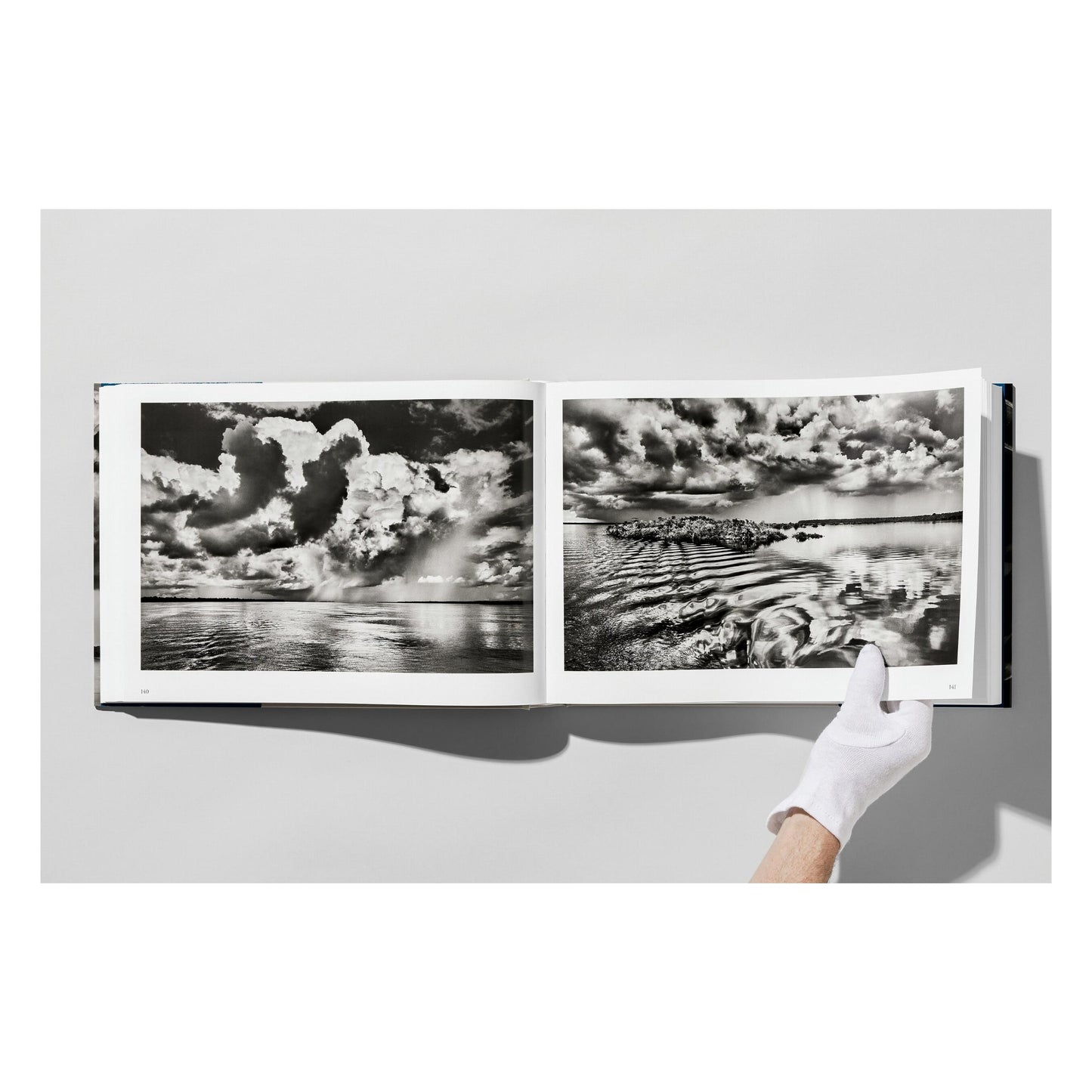 Sebastião Salgado. Amazônia (Italian)