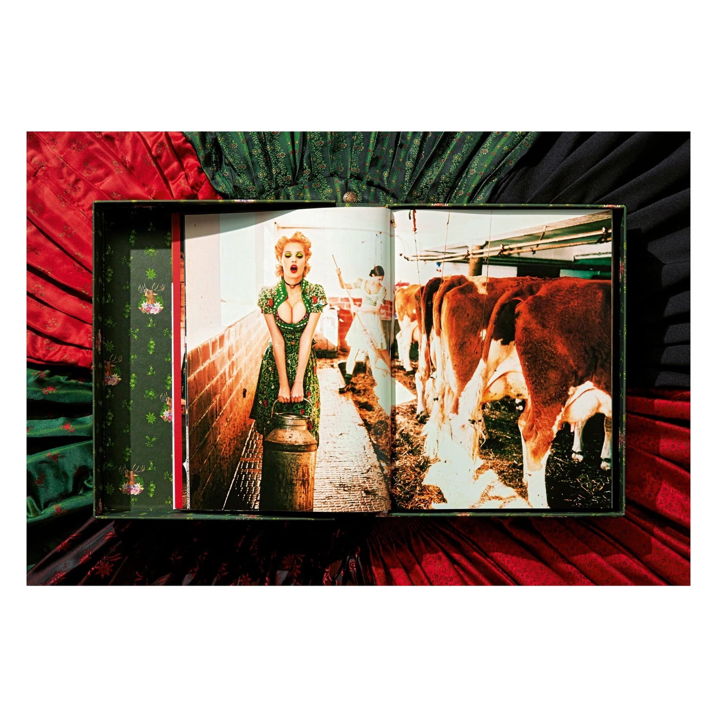 Ellen von Unwerth. Heimat. Art Edition No. 1–100 ‘Tête-à-tête’ (German, French, English)