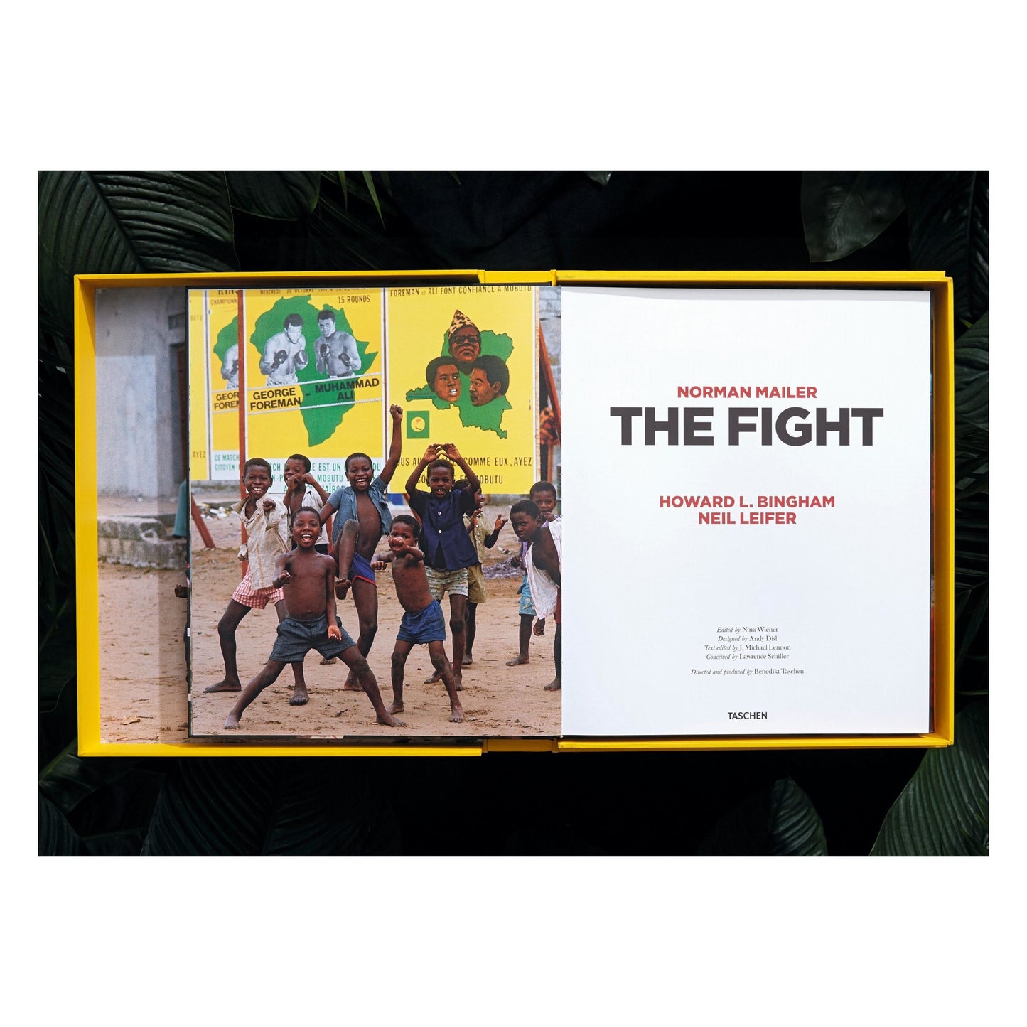 Norman Mailer. N.Leifer. H.Bingham. The Fight, Art Edition No. 1–125, Neil Leifer ‘Ali vs. Foreman – Ali Glaring at Foreman’ (English) (AP)