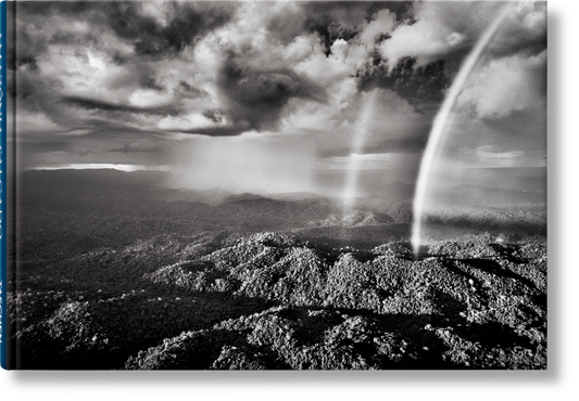 Sebastião Salgado. Amazônia. Notebook ‘Rainbow’