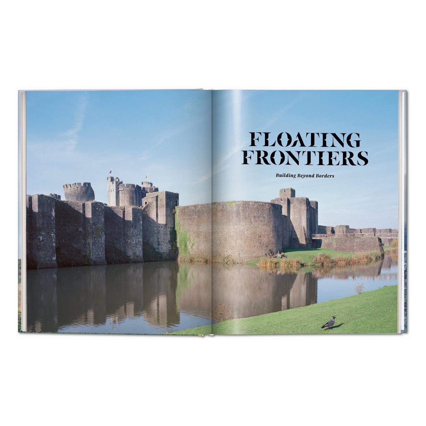 Frédéric Chaubin. Stone Age. Ancient Castles of Europe (German, French, English)