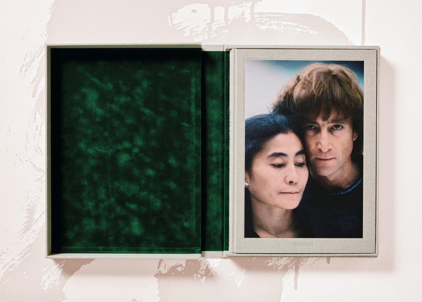 Kishin Shinoyama. John Lennon & Yoko Ono. Double Fantasy (German, French, English, Japanese)