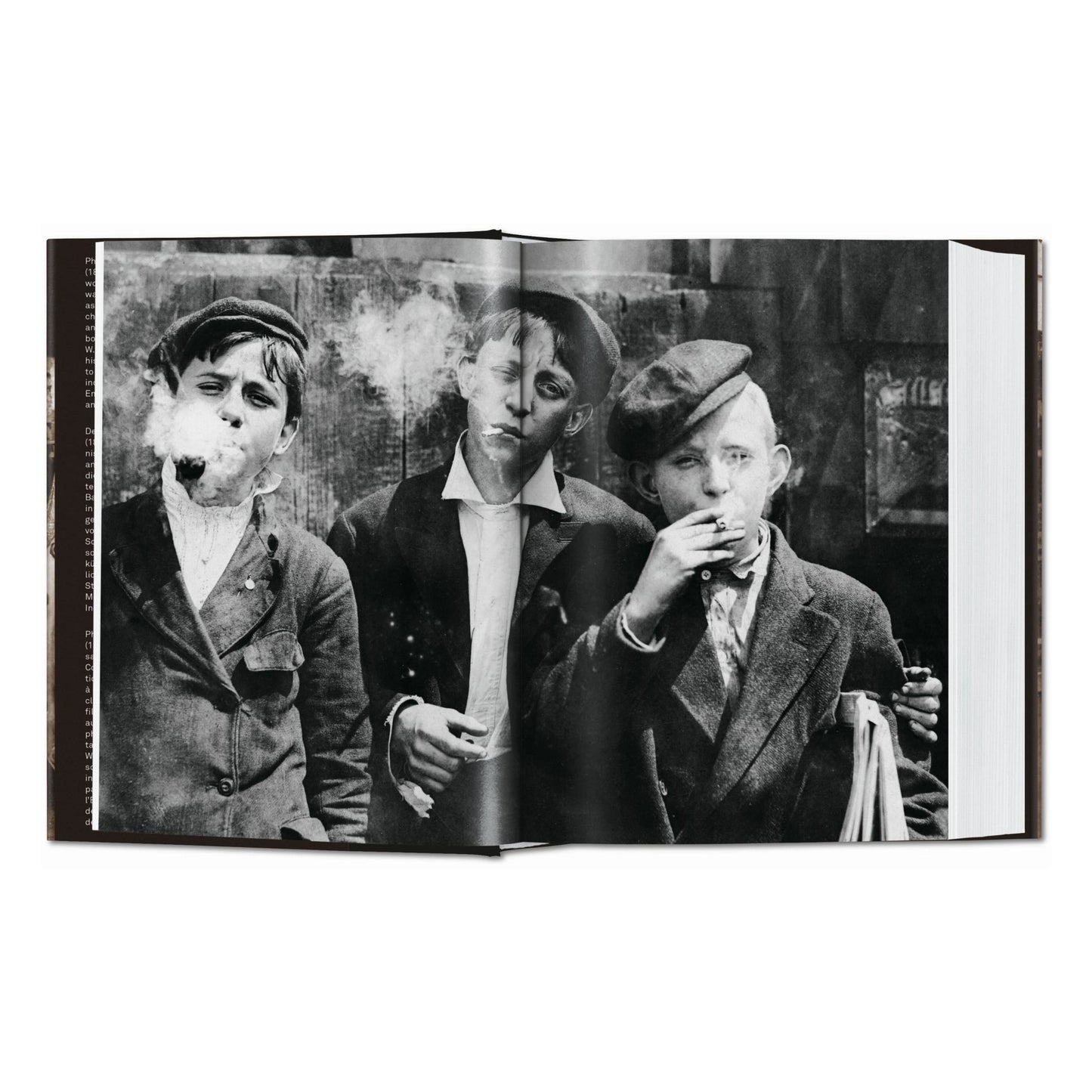 Lewis W. Hine. America at Work (German, French, English)