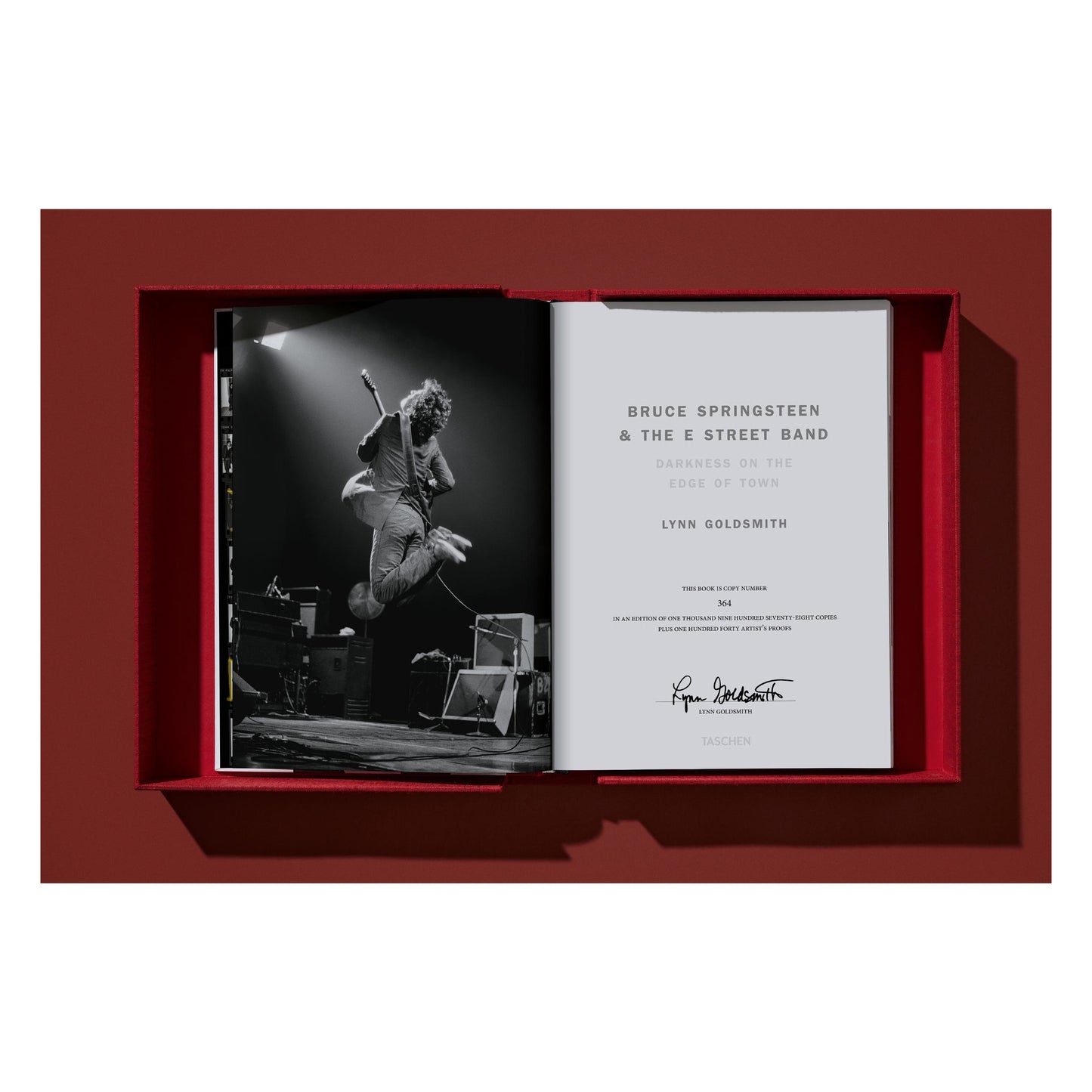 Lynn Goldsmith. Bruce Springsteen & The E Street Band (German, French, English) (SA)