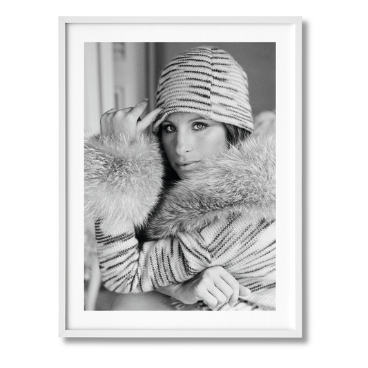 Barbra Streisand, Art Edition No. 1–100, Steve Schapiro ‘Barbra for Harper’s Bazaar’ (German, French, English) (AP)