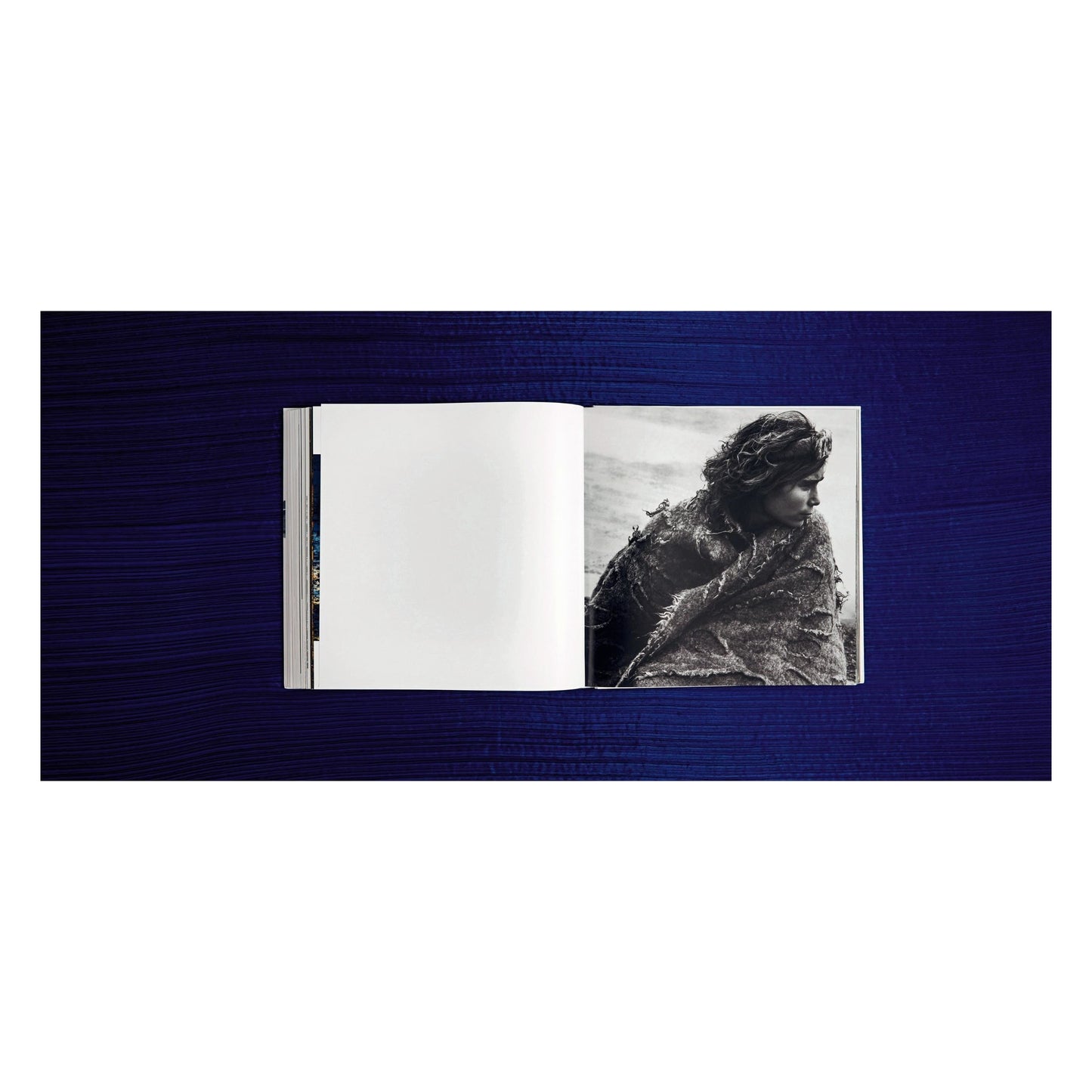 Issey Miyake (English, Japanese) (SA)
