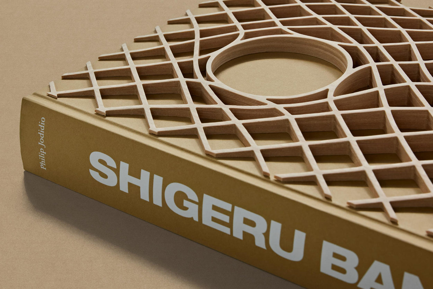 Shigeru Ban. Complete Works 1985–Today. Art Edition ‘Bamboo Gridshell Roof’, 2023 (German, French, English)